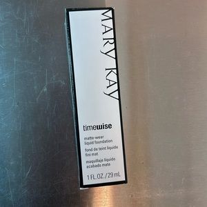 Mary Kay- ivory 5 foundation